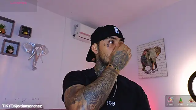 JordanSmiith  online show from January 7, 2026, 7:49 pm