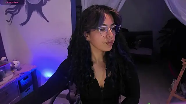 witchviolet online show from February 5, 2026, 12:26 am