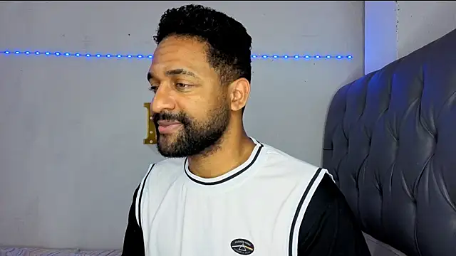 bbcblackhot34 online show from March 30, 2026, 4:24 am