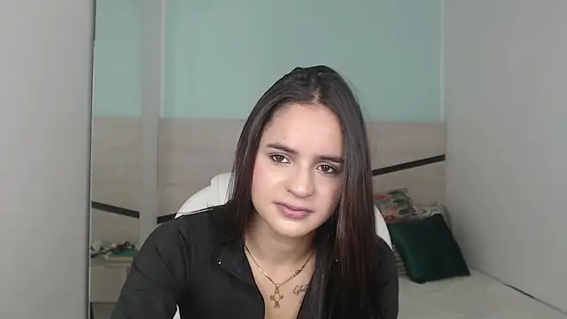 Snapshot of heidy_hoiss chatting on December 23, 2024, 8:36 pm heidy hoiss online show from December 23, 2024, 8:36 pm