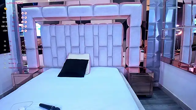 samantasm online show from January 31, 2025, 3:52 am