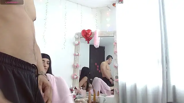 Snapshot of Wanda_and_cosmo_ chatting on September 14, 2025, 5:12 pm Wanda and cosmo online show from September 14, 2025, 5:12 pm