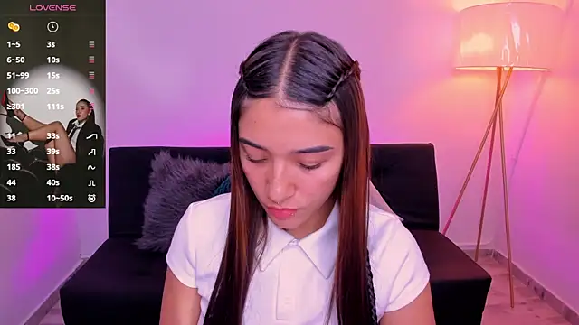 Snapshot of Antonella_Grayy chatting on July 27, 2026, 9:11 pm Antonella Grayy online show from July 27, 2026, 9:11 pm