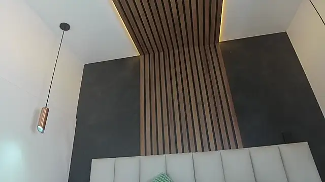 Snapshot of eva_daemon chatting on October 28, 2025, 11:25 am eva daemon online show from October 28, 2025, 11:25 am