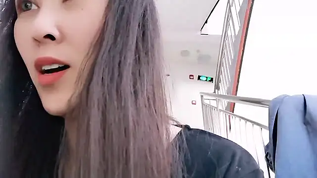 Snapshot of Fannywell chatting on January 15, 2026, 7:46 am Fannywell online show from January 15, 2026, 7:46 am