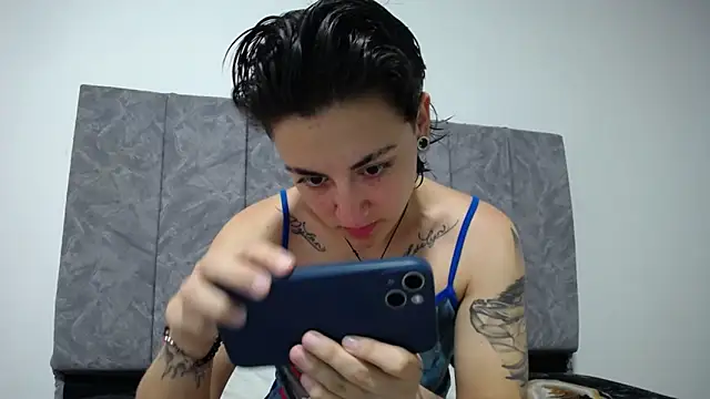 linda 33 online show from January 8, 2026, 7:49 pm