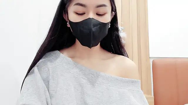 Lita-Julia online show from January 23, 2025, 2:17 pm