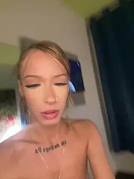 Leyladieistso47 online show from January 3, 2025, 10:51 pm