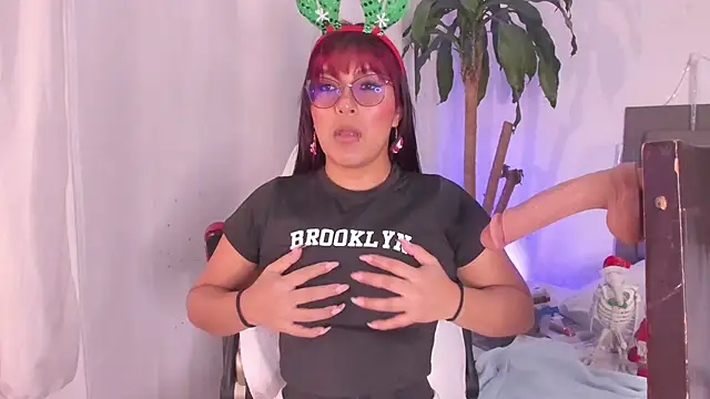 evelynjohnsoon online show from December 11, 2024, 2:00 pm