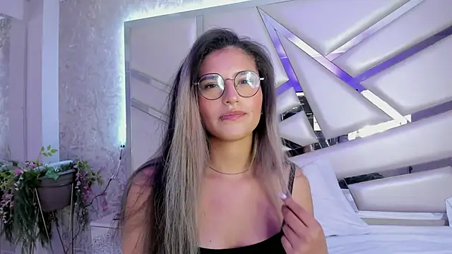 Miia002 online show from February 10, 2025, 3:13 am