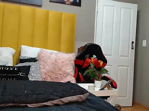 Bustygoddess32 online show from January 18, 2025, 1:52 am