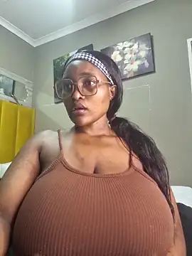 Bustygoddess32 online show from February 28, 2025, 10:17 pm