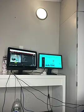 Snapshot of Bustygoddess32 chatting on January 11, 2026, 1:10 am Bustygoddess32 online show from January 11, 2026, 1:10 am