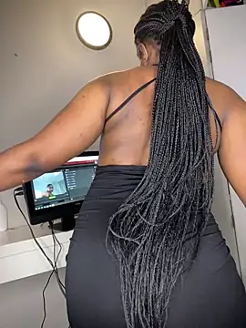 Bustygoddess32 online show from April 15, 2026, 9:59 pm