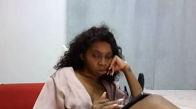 Sexxybella27 online show from February 4, 2025, 7:11 pm