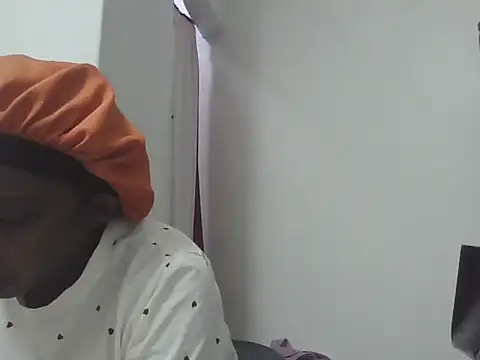 Sexxybella27 online show from September 16, 2025, 8:43 pm