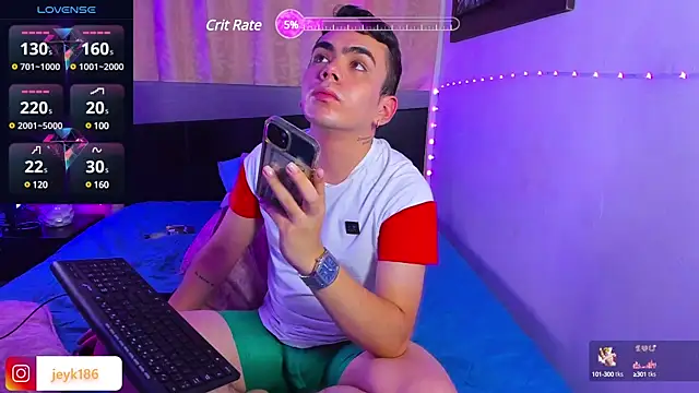 Snapshot of Jey_keler1 chatting on March 10, 2025, 1:12 am Jey keler1 online show from March 10, 2025, 1:12 am