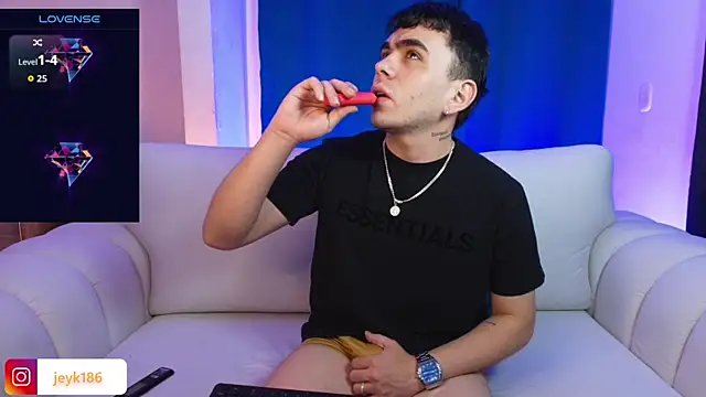 Jey keler1 online show from November 25, 2025, 5:18 am