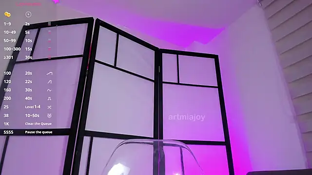 artmiaa online show from April 22, 2026, 10:28 am