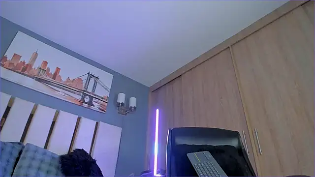 Bambi gurl online show from February 7, 2026, 2:26 am