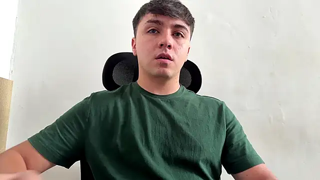 aron  cooper online show from December 14, 2025, 2:11 pm