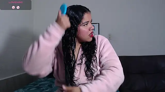 agata 22 online show from December 4, 2025, 3:05 am