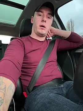 Snapshot of KristiDan chatting on November 13, 2025, 6:12 am KristiDan online show from November 13, 2025, 6:12 am