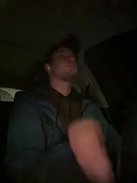 Snapshot of KristiDan chatting on November 27, 2025, 3:47 pm KristiDan online show from November 27, 2025, 3:47 pm