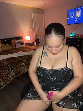 DestineeJayde online show from April 22, 2026, 5:21 am