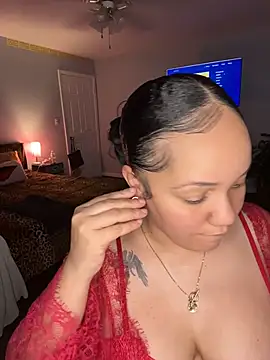 Snapshot of DestineeJayde chatting on April 24, 2026, 4:59 am DestineeJayde online show from April 24, 2026, 4:59 am