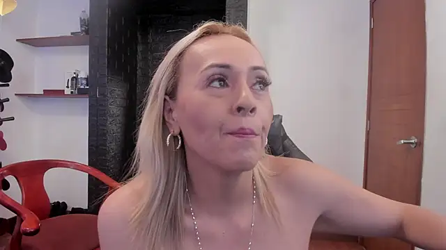 maylin yung online show from March 3, 2025, 11:44 am