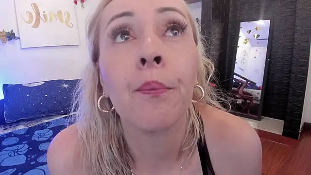 maylin yung online show from March 8, 2025, 11:37 am