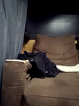 cdressupdiva online show from February 3, 2025, 1:30 pm