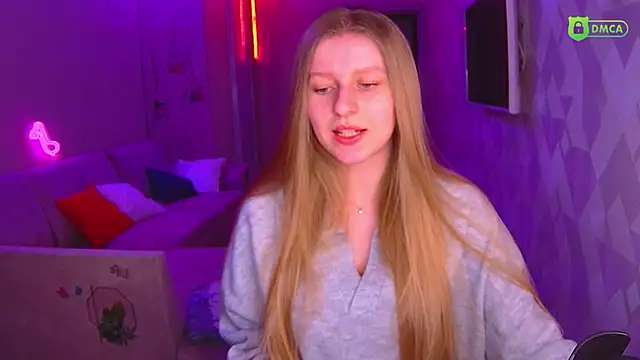 AmaliaQueen online show from January 13, 2025, 2:32 pm