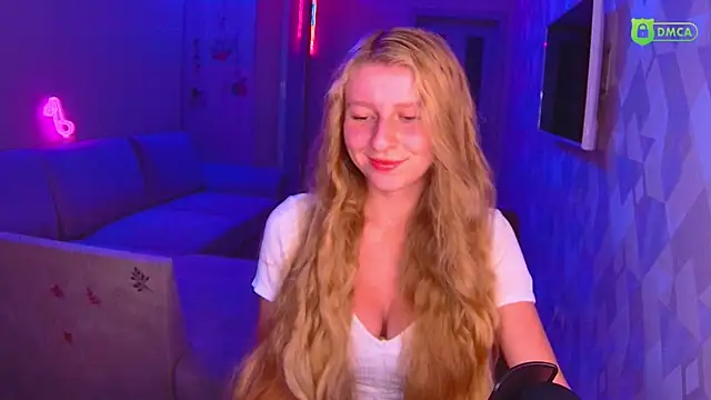 AmaliaQueen online show from October 10, 2025, 3:11 pm