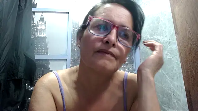 Nastylatinaxxx online show from September 12, 2025, 12:11 am