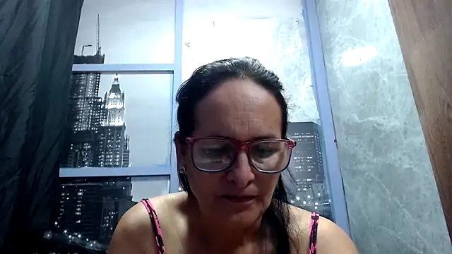 Nastylatinaxxx online show from September 18, 2025, 11:45 am