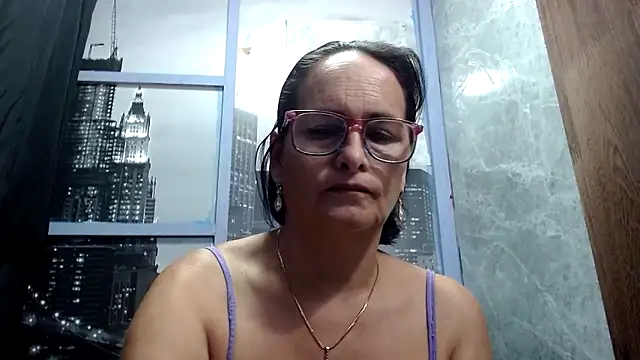 Nastylatinaxxx online show from November 6, 2025, 12:28 pm