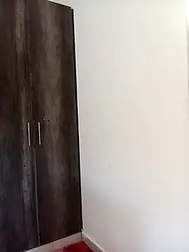 The-Peach-Flexer online show from April 14, 2026, 12:55 pm