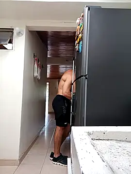 sebasxx97 online show from April 13, 2026, 1:16 pm