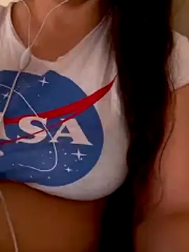 Snapshot of Zanoba-16 chatting on February 11, 2026, 11:48 am Zanoba-16 online show from February 11, 2026, 11:48 am