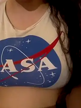 Snapshot of Zanoba-16 chatting on February 17, 2026, 7:09 pm Zanoba-16 online show from February 17, 2026, 7:09 pm