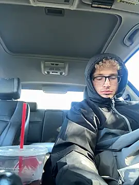 CreamyAustin online show from October 31, 2025, 7:26 pm