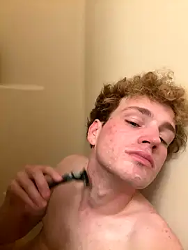 CreamyAustin online show from November 17, 2025, 12:27 am