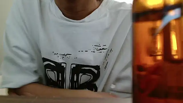 POCARI SWEAT online show from April 21, 2026, 11:18 pm