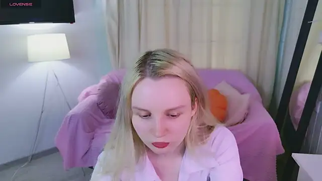 Beatrica Klein online show from June 4, 2026, 3:51 pm