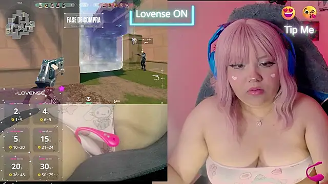 crystal7u7 online show from January 12, 2025, 12:18 am