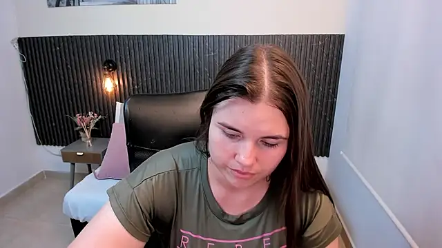 Aabby lee online show from February 8, 2026, 7:28 pm