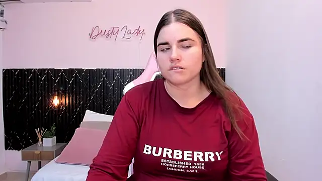 Aabby lee online show from February 15, 2026, 7:43 pm