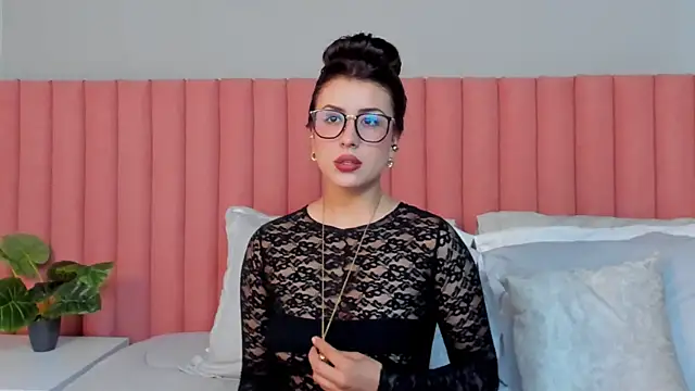 EmaSaenz online show from March 20, 2026, 6:57 pm